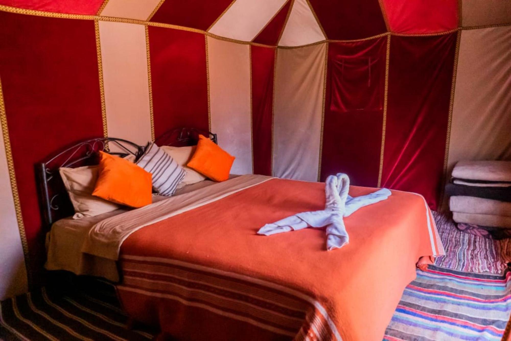 Holiday Desert Camp Мерзуга Экстерьер фото