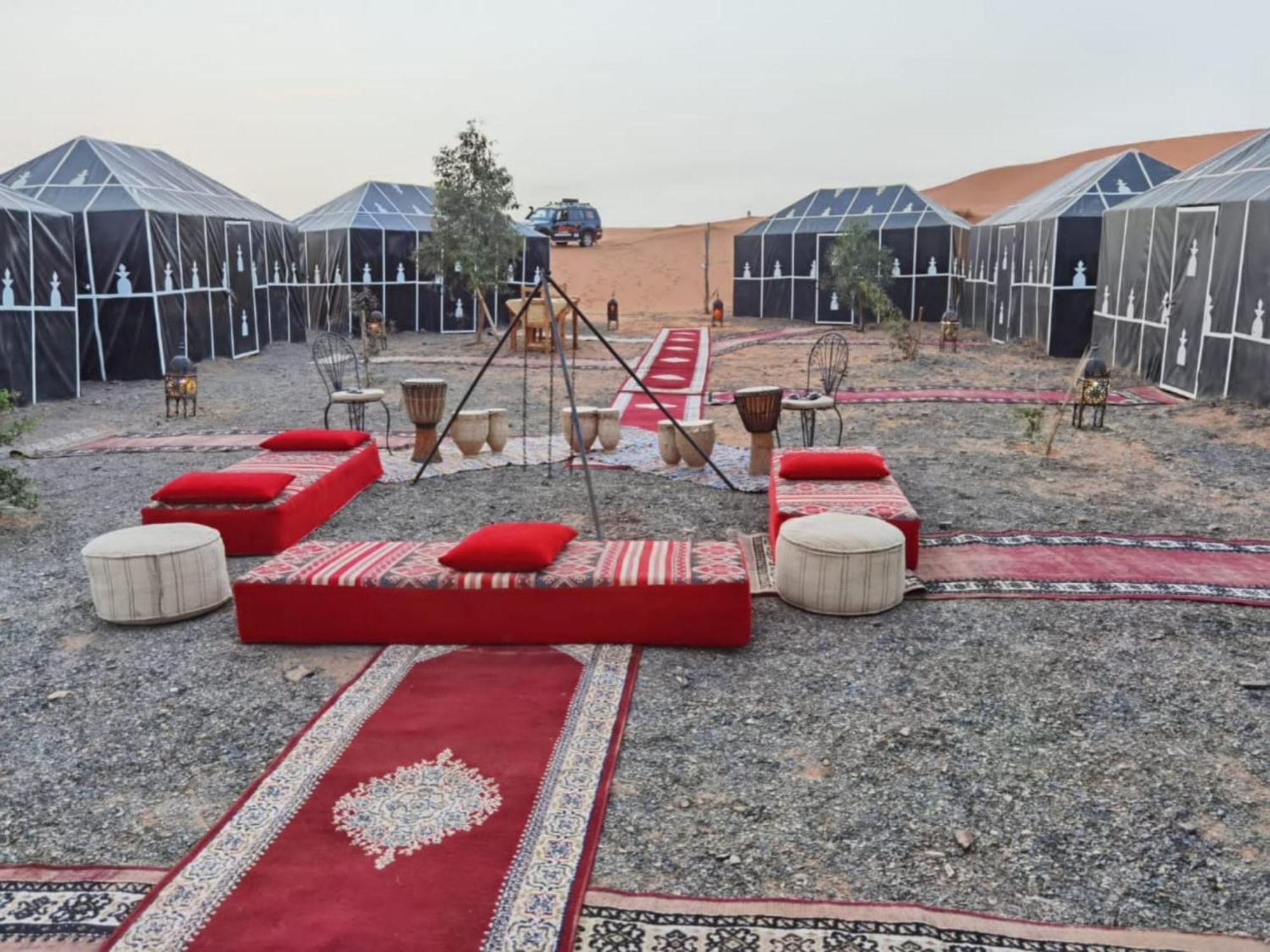 Holiday Desert Camp Мерзуга Экстерьер фото